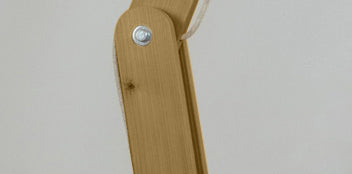 crop=acabado-de-madera&color=rojo-claro&acabado-de-madera=caramelo&color-de-cable=beige|776d80c4d0ef8d3fb704097f93e2644b