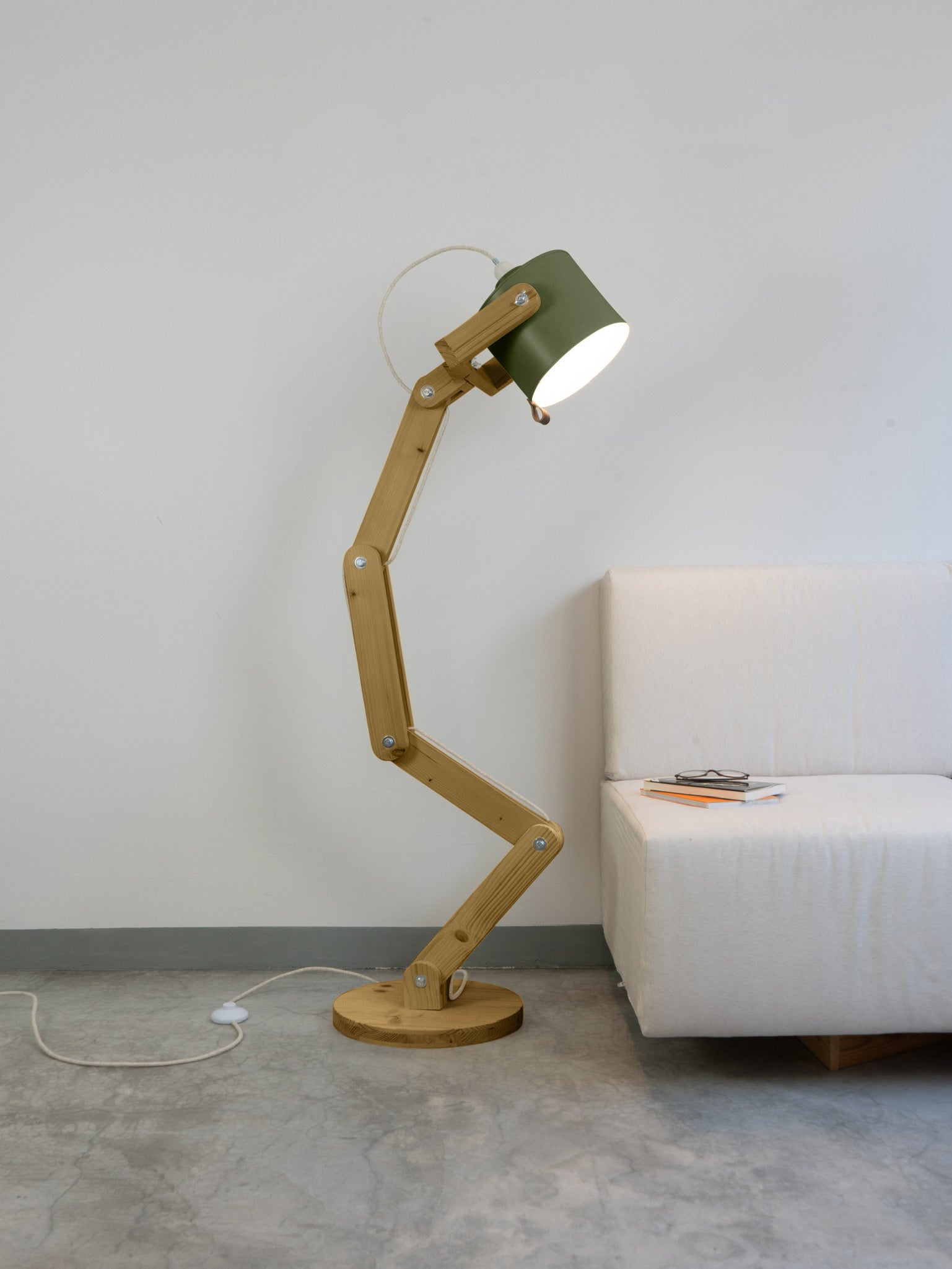 color=verde-comarca&acabado-de-madera=caramelo&color-de-cable=beige|3b703010fe3b9a92bce527695d1368f3