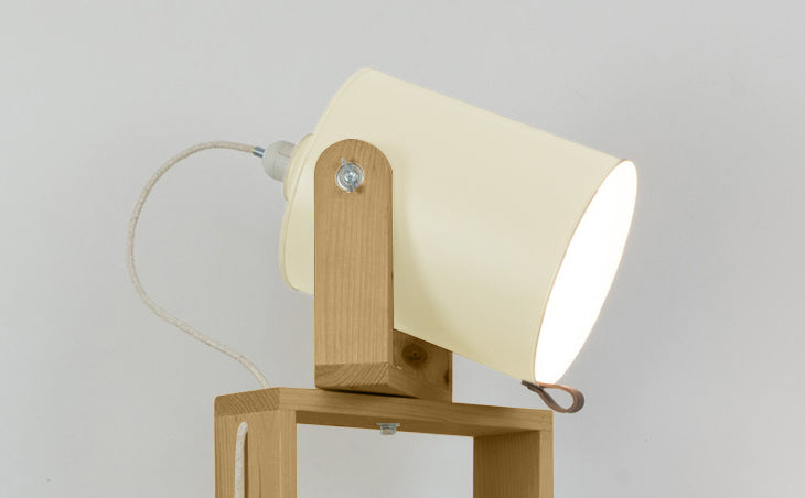 crop=color&color=blanco-hueso&acabado-de-madera=caramelo&color-de-cable=beige|44025a7484c3baa00f4ae44bd868db08