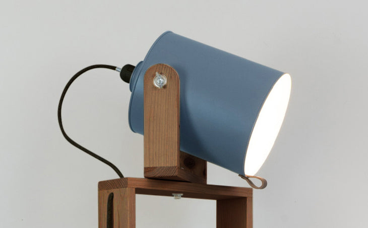 crop=color&color=gris-azulado&acabado-de-madera=cafe&color-de-cable=negro|f8c6691b3c65c268d0fc0390d9dcd7d6