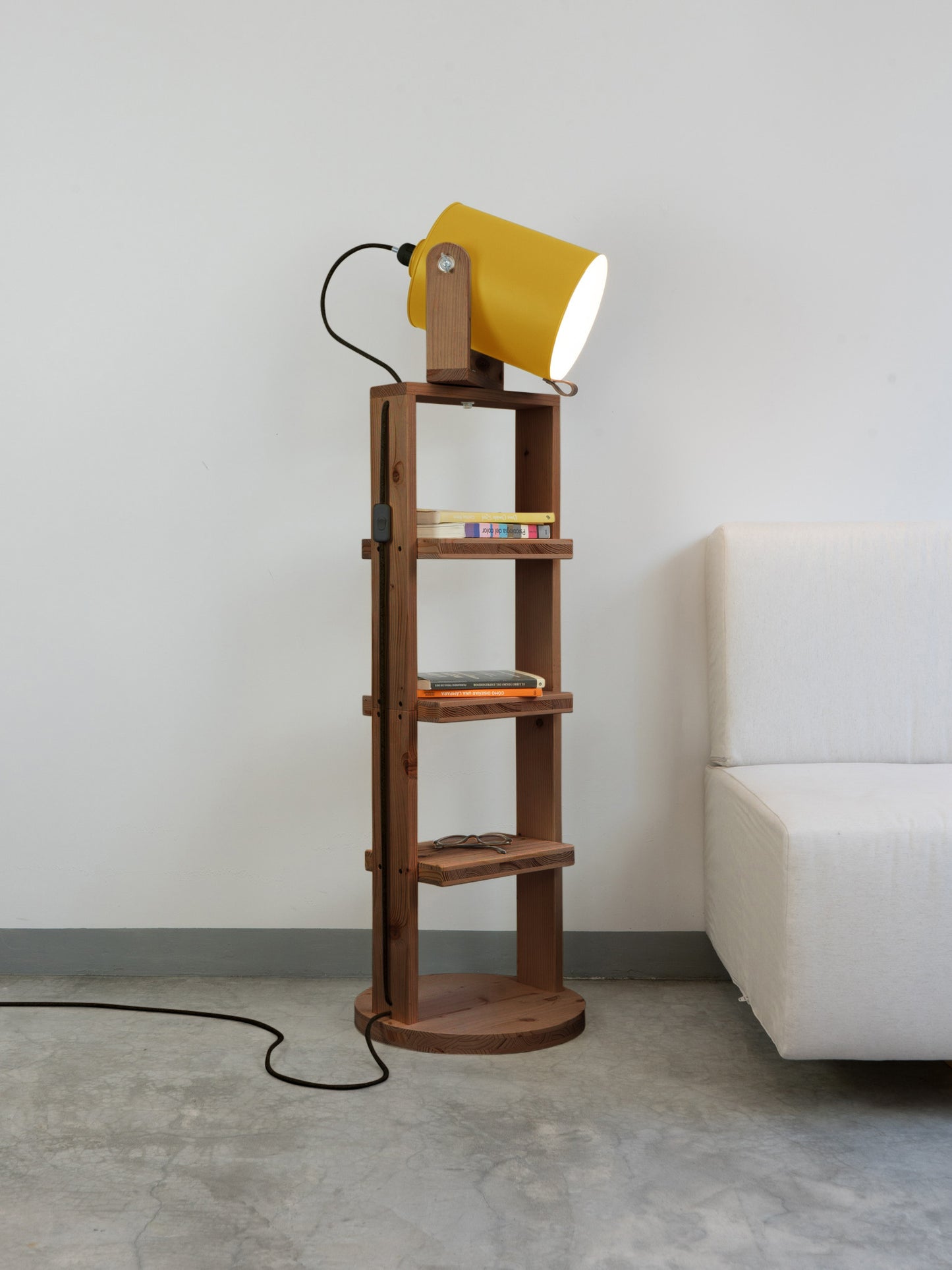 color=mostaza&acabado-de-madera=cafe&color-de-cable=negro|d3bd638c1d1ff7c755513021e466fc91