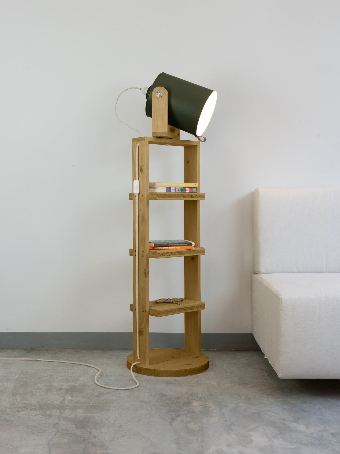 color=verde-borneo&acabado-de-madera=caramelo&color-de-cable=beige|255cf64a201b25028ad28d3fc73407bd