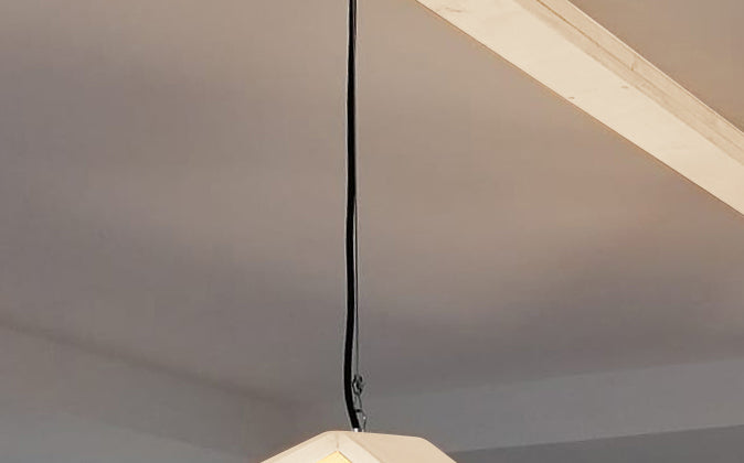 crop=color-de-cable&tamano=l&color=beige&acabado-de-madera=natural&color-de-cable=negro|08899258aa6272d6eb8e06958ee67dea