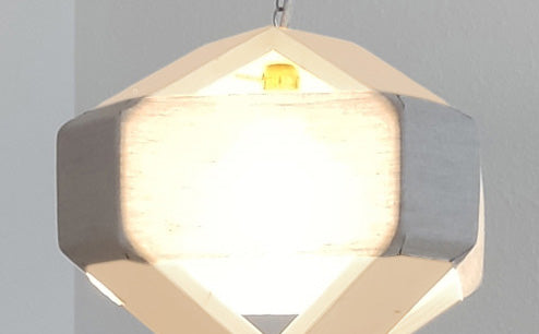 crop=acabado-de-madera&tamano=m&color=beige&acabado-de-madera=natural&color-de-cable=beige|4951bb91a36a3d962f3526bfcb414529