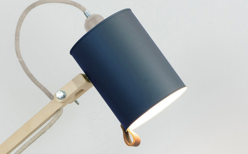 crop=color&color=azul-oscuro&acabado-de-madera=natural&color-de-cable=beige|6305bc75c06f8e34dc62c30b04e9d0df