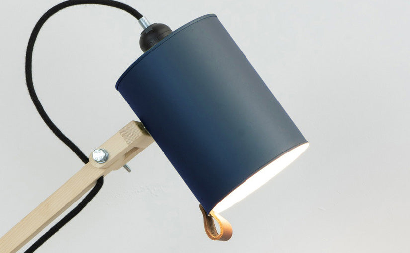 crop=color&color=azul-oscuro&acabado-de-madera=natural&color-de-cable=negro|59262782e44c842402a56d557b1959c3
