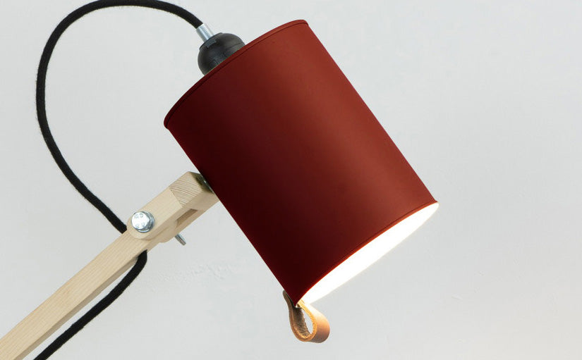 crop=color&color=rojo-vino&acabado-de-madera=natural&color-de-cable=negro|1b5ae154eebb8020c81e45da672de1a6