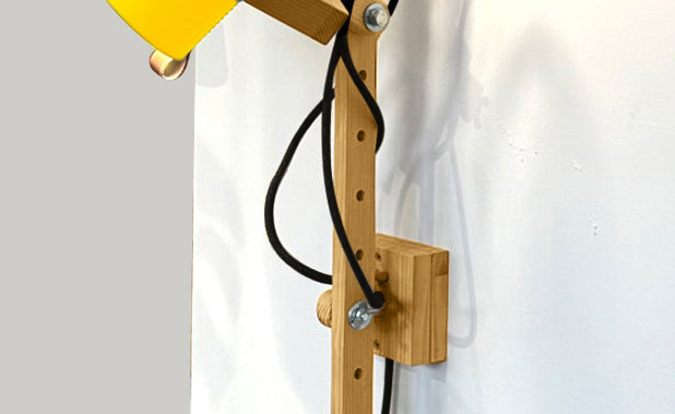 crop=color-de-cable&color=amarillo-claro&acabado-de-madera=caramelo&color-de-cable=negro|4603e8f6d8d5189ece0164d37ff34e92