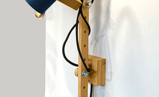 crop=color-de-cable&color=azul-oscuro&acabado-de-madera=caramelo&color-de-cable=negro|32bc980ebed9f56370b97ab759c4736e