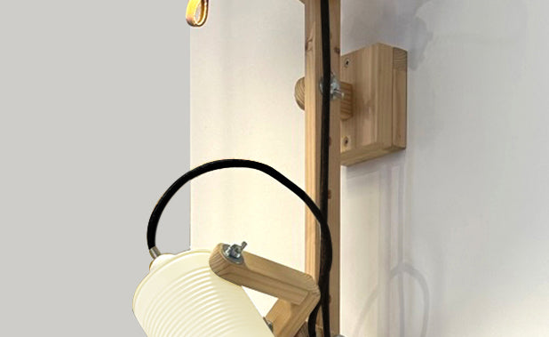 crop=acabado-de-madera&color=blanco-hueso&acabado-de-madera=natural&color-de-cable=negro|9bee63a36fb3d6076df0ce3fee1918a7