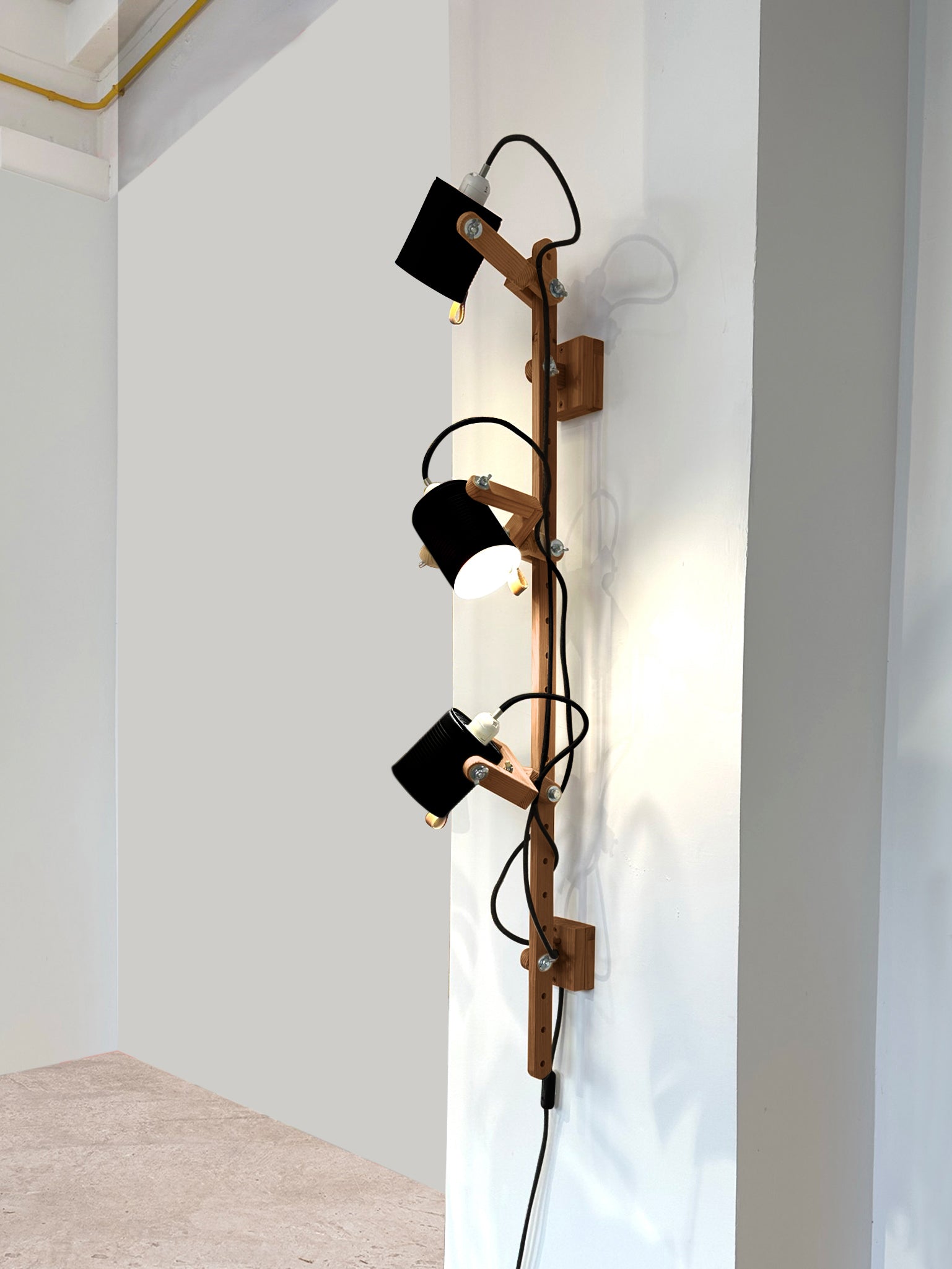 color=negro&acabado-de-madera=cafe&color-de-cable=negro|33272a1dcb4bb191cfee3da57e15d6b3