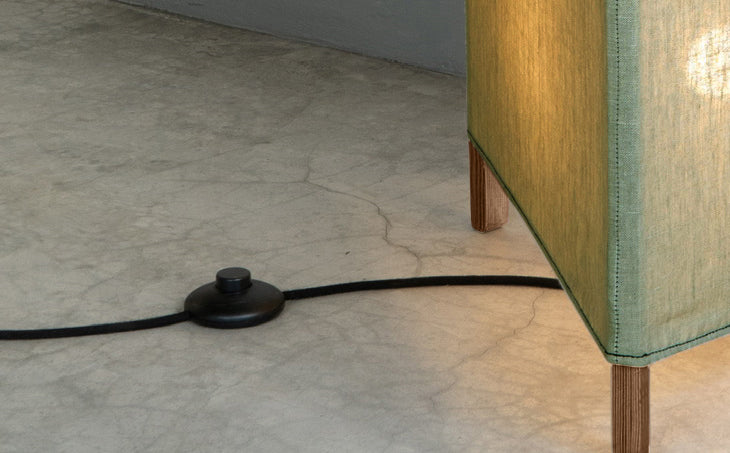 crop=color-de-cable&tamano=l&color=verde&acabado-de-madera=cafe&color-de-cable=negro|46151e9bea0ea8be51873d15b90c99c1