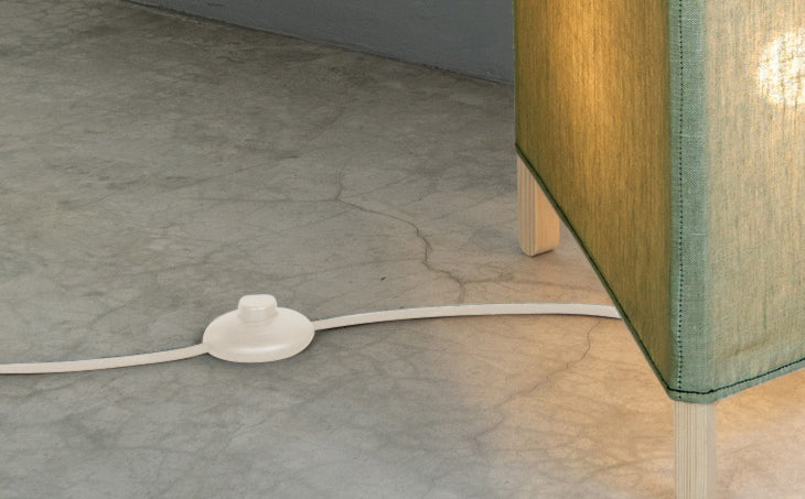 crop=color-de-cable&tamano=l&color=verde&acabado-de-madera=natural&color-de-cable=beige|c1f3482865de65e069c3c7bd19223a91