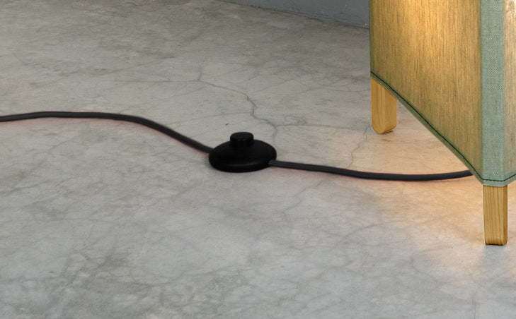 crop=color-de-cable&tamano=m&color=verde&acabado-de-madera=caramelo&color-de-cable=negro|26a655462cfd7c979566327c488f7c05