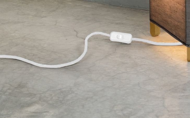 crop=color-de-cable&tamano=s&color=gris&acabado-de-madera=caramelo&color-de-cable=beige|625bfac9f59bd3aedd3e30847dd23205