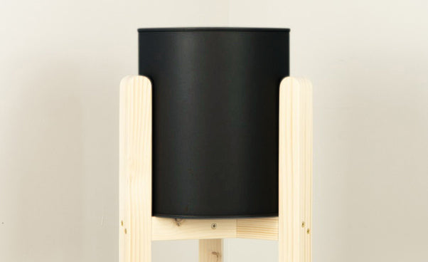 crop=color&tamano=l&color=negro&acabado-de-madera=natural|a360e39be7d2997f27281f2f557997d0