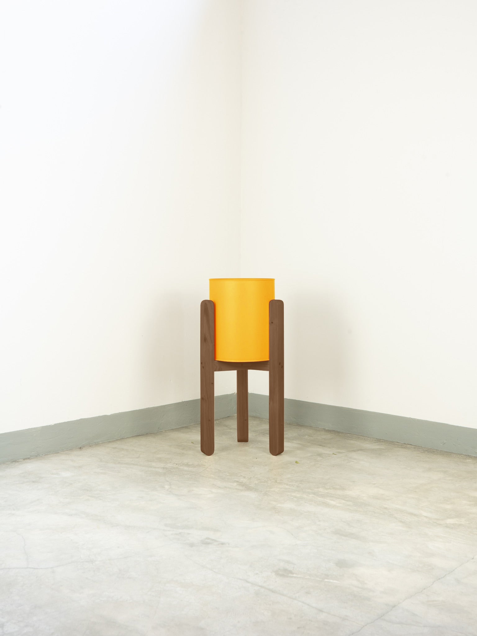 tamano=m&color=amarillo-yema&acabado-de-madera=cafe|8ae34fc2bc2f52d6a1fc42b58bbc8f0b