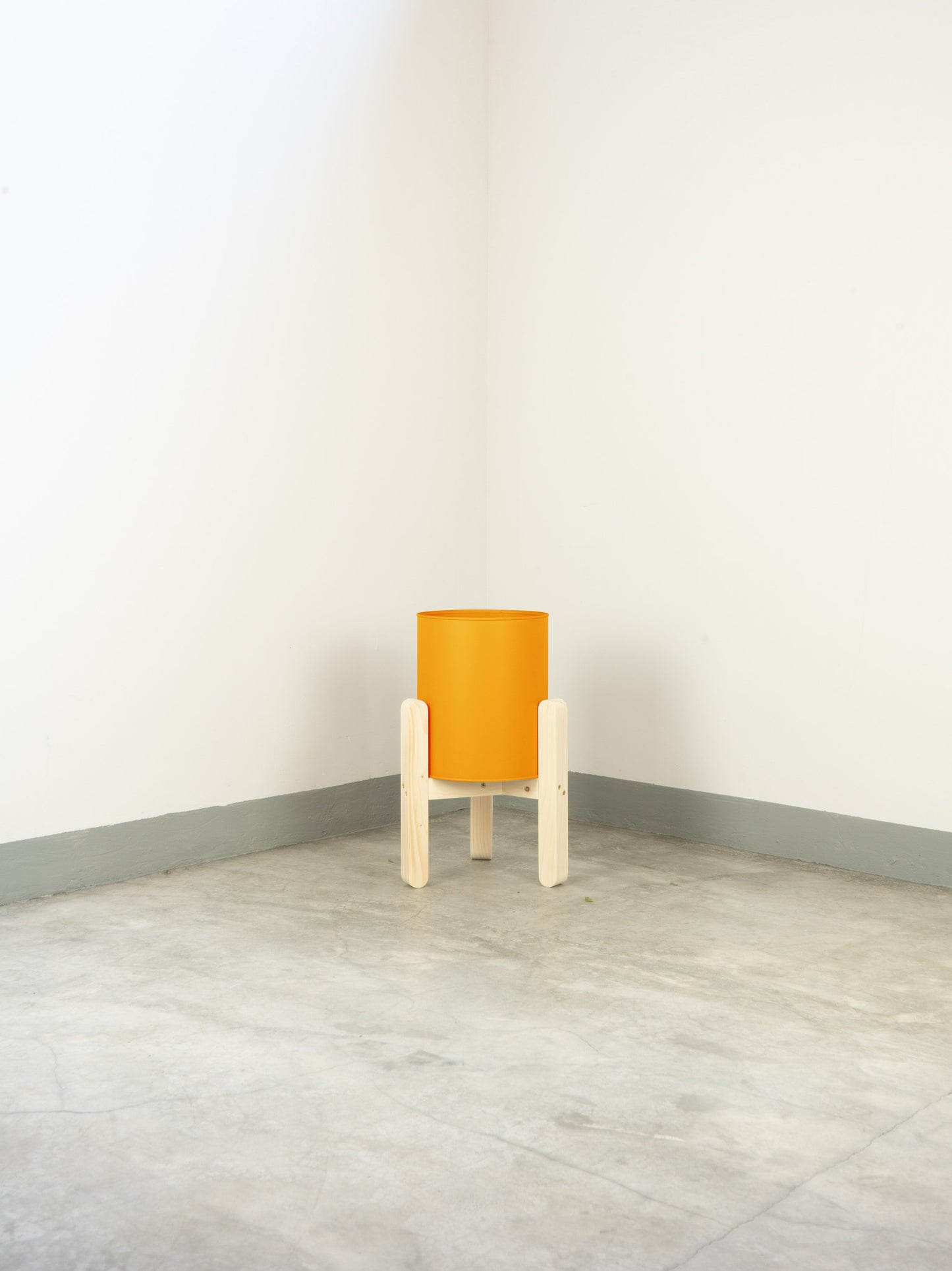 tamano=xs&color=amarillo-yema&acabado-de-madera=natural|d58a2d31006c13fbacad88045e9c48ad